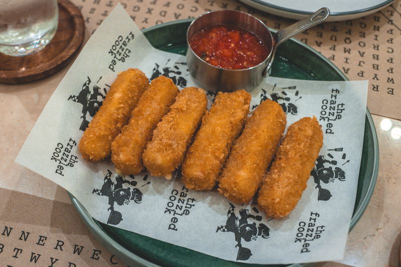 Mozzarella Sticks with marinara sauce